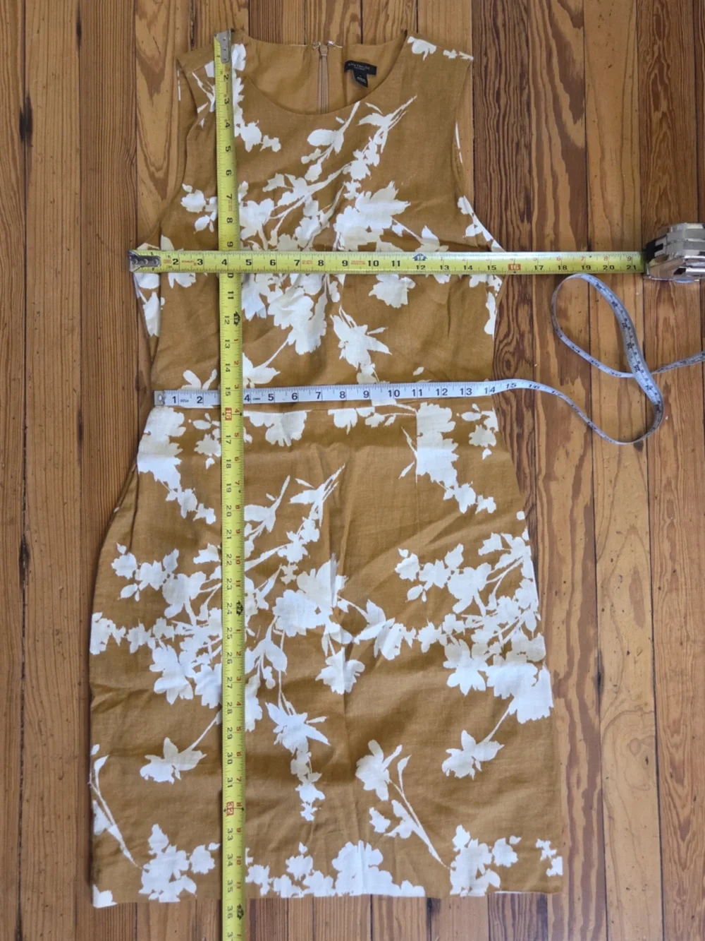 Ann Taylor Dark Mustard and White Floral Sleeveless Midi Dress - Picture 3 of 5